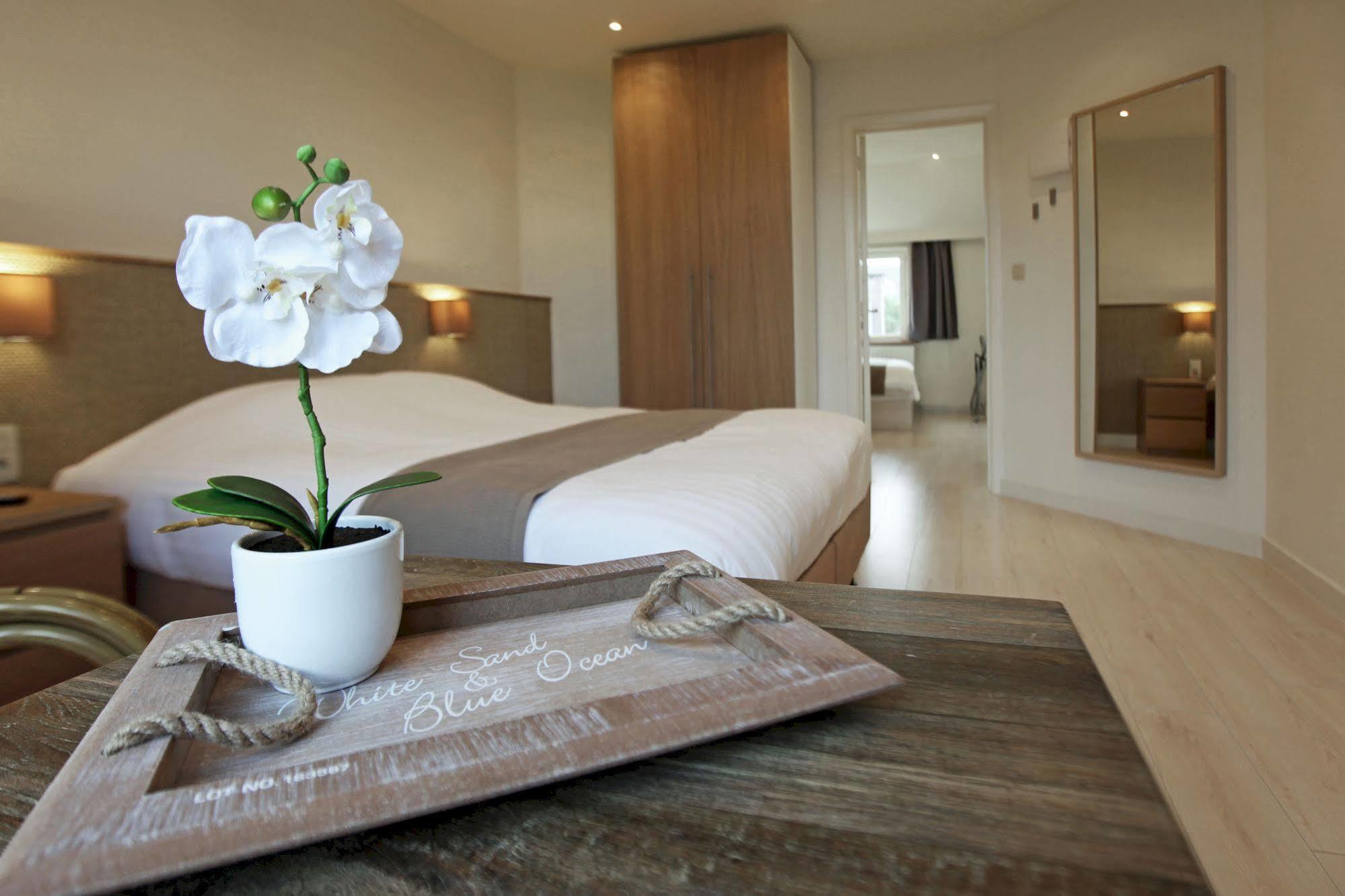 Cecil Hotel De Panne