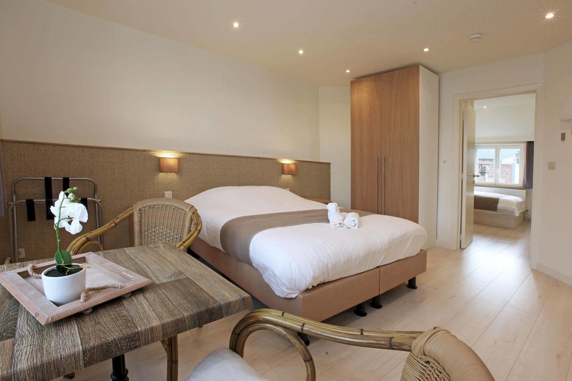 Hotel Cecil